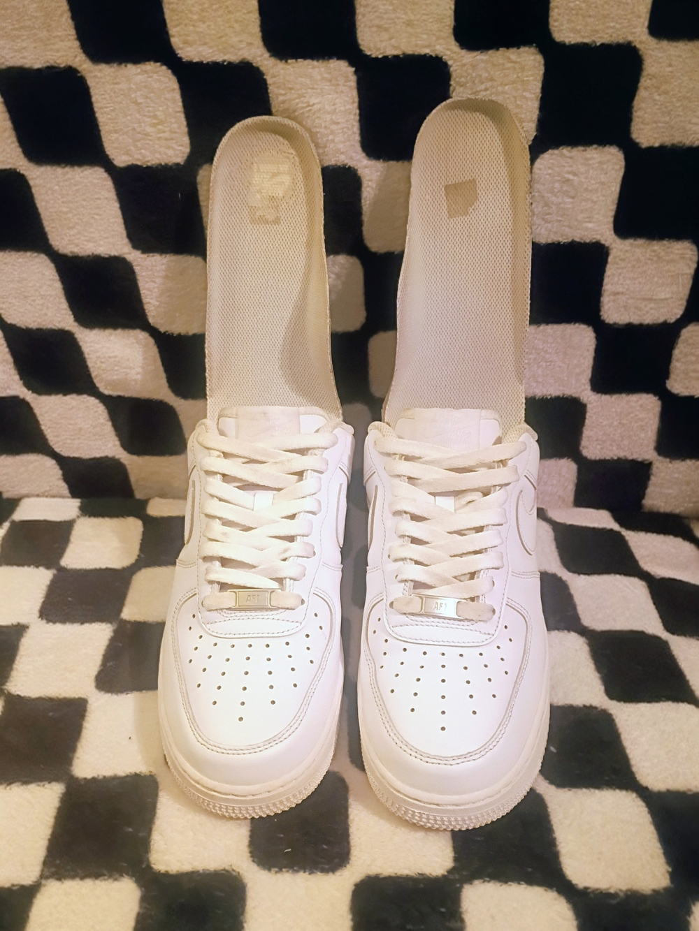 Nike Air Force 1 07 Low Triple White CW2288-111 Men's Size 8.5 No Box